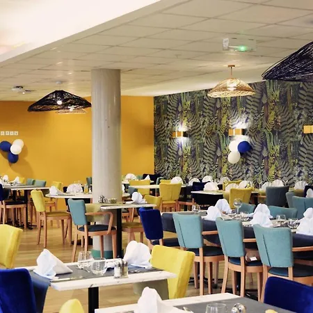 Aparthotel Domitys - L'hermine Blanche 4*