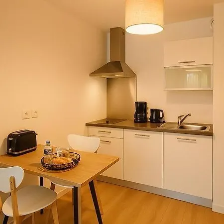 Domitys - L'hermine Blanche