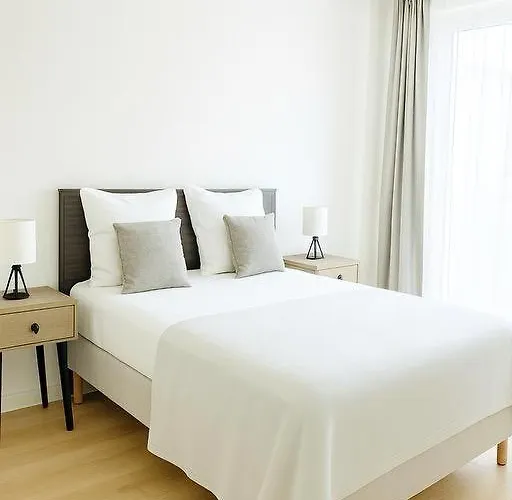 Domitys - L'hermine Blanche 4*